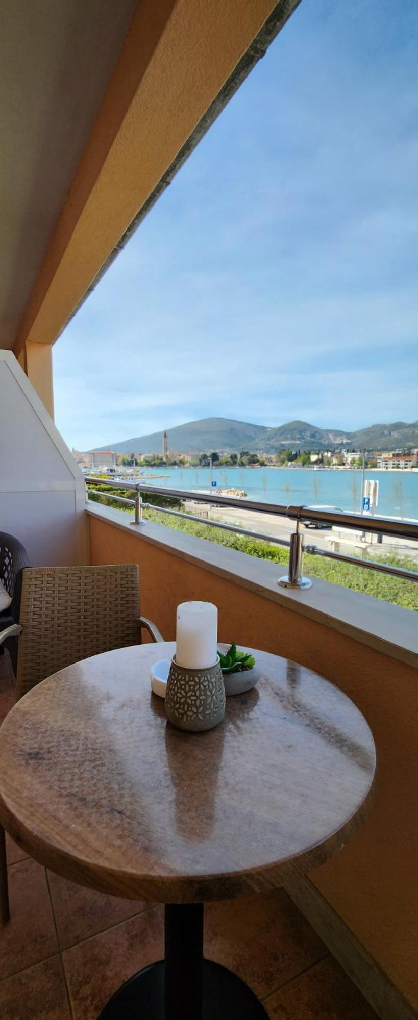 Apartments Kapetanovi Dvori Trogir Exterior photo